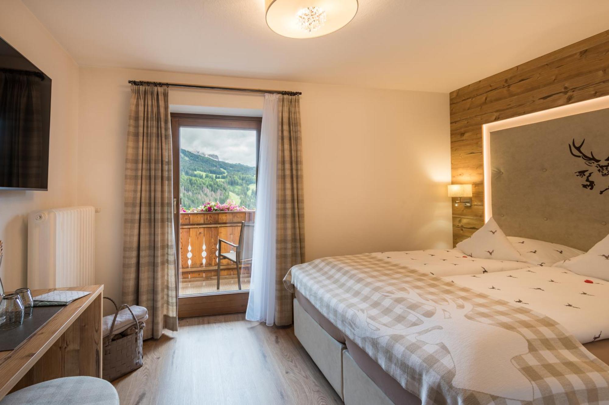 Hotel Jaegerheim 3S Sëlva Buitenkant foto